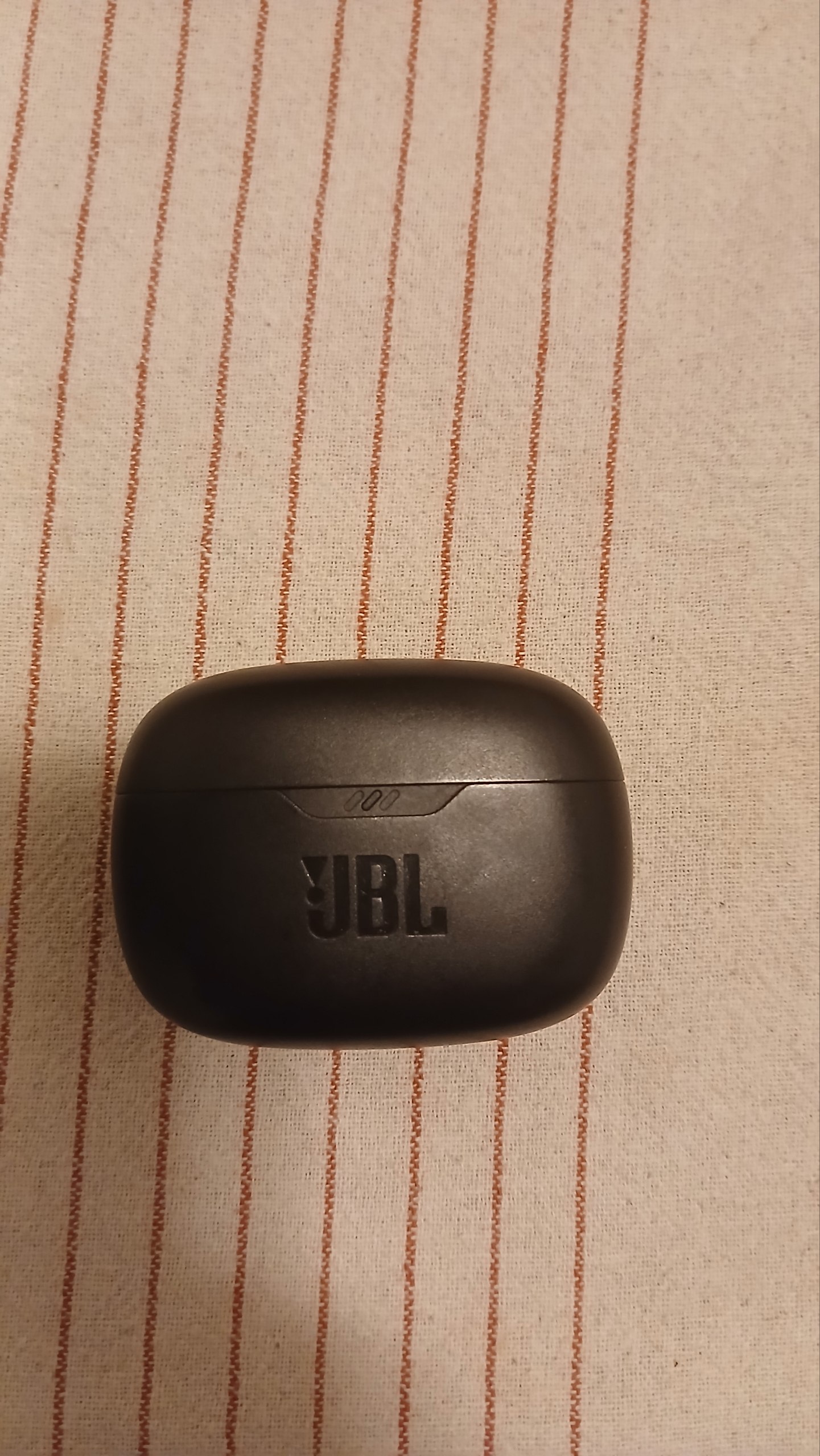 Prodajem Bluetooth slušalice JBL Vibe Beam 2, potpuno ispravne.
