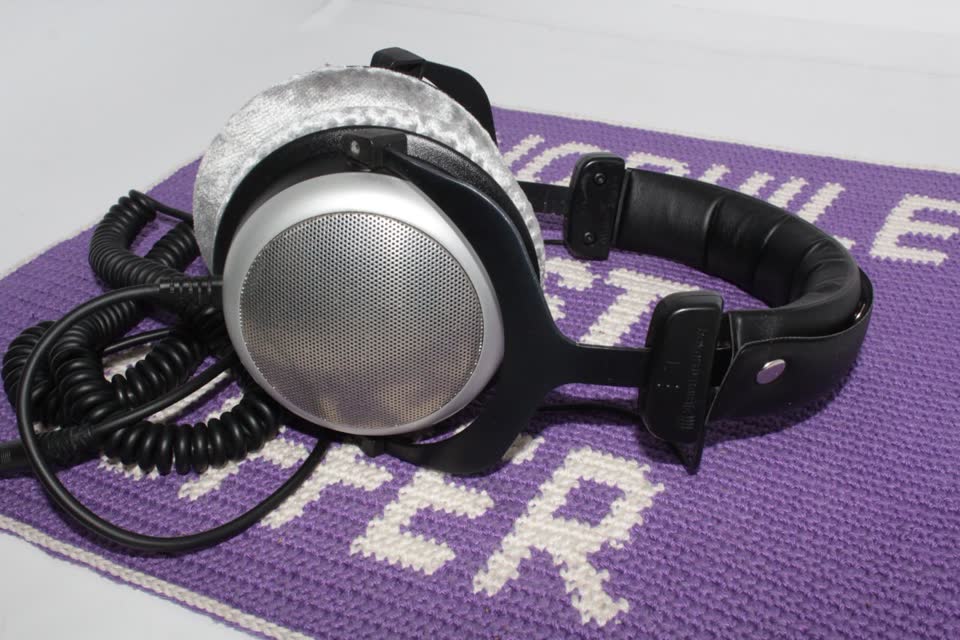 Продам наушники Beyerdynamic DT880 Pro 250 Ohm