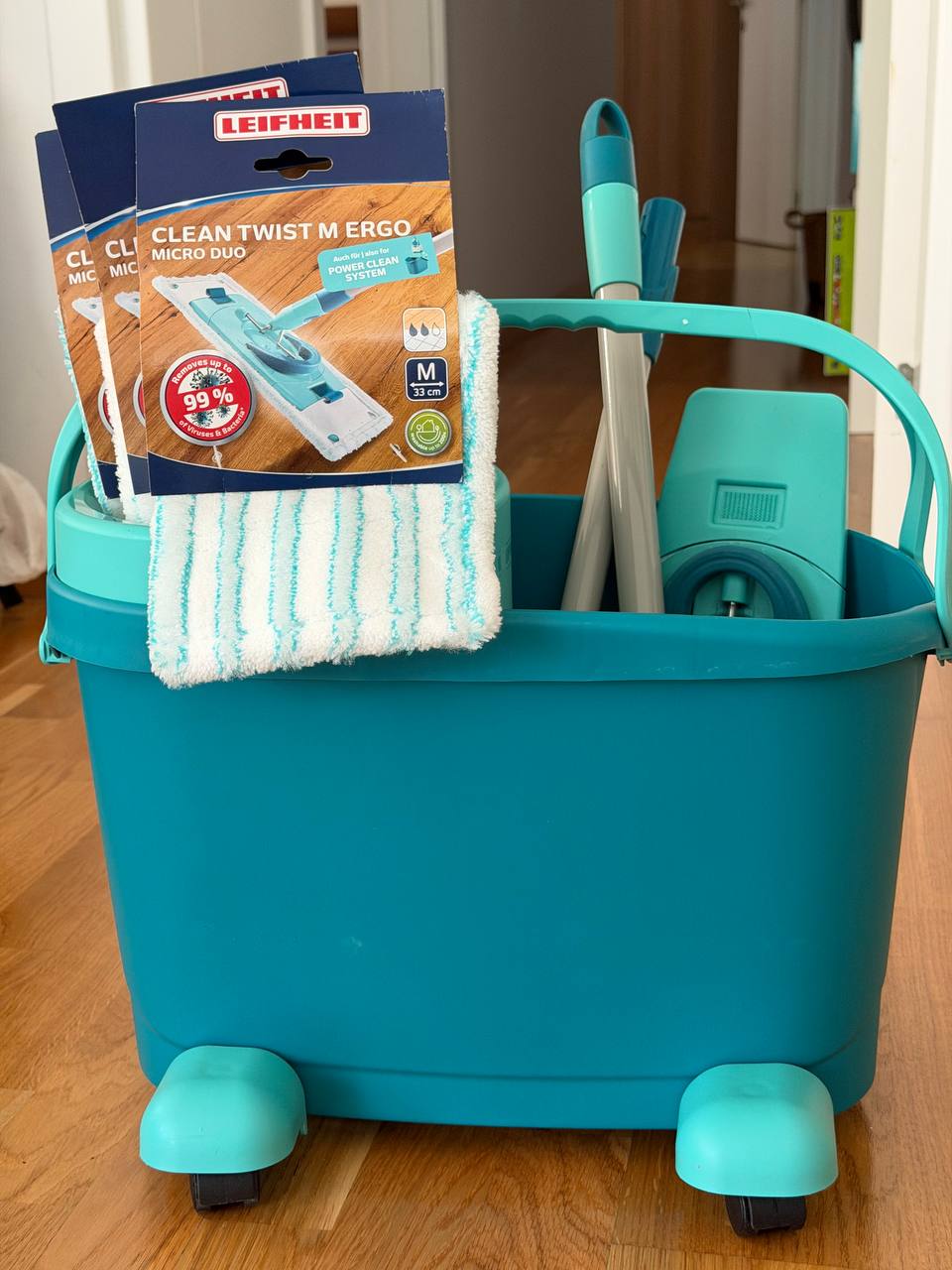 LEIFHEIT CLEAN TWIST M Ergo - mop i kanta na točkićima sa sistemom ceđenja