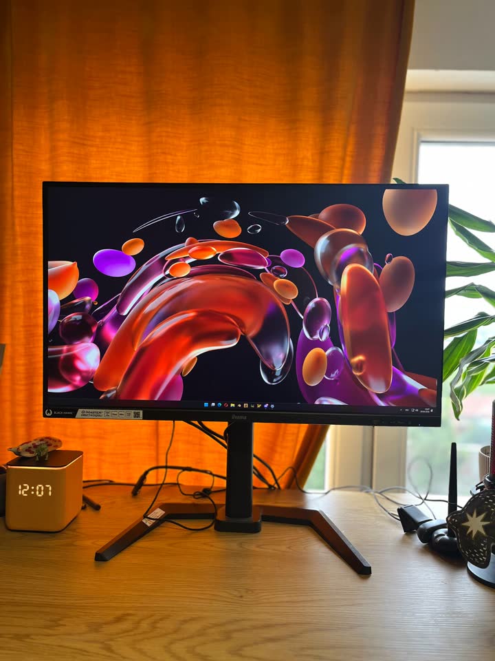 Prodajem 2K (QHD) 27’ monitor iiyama GB2745QSU