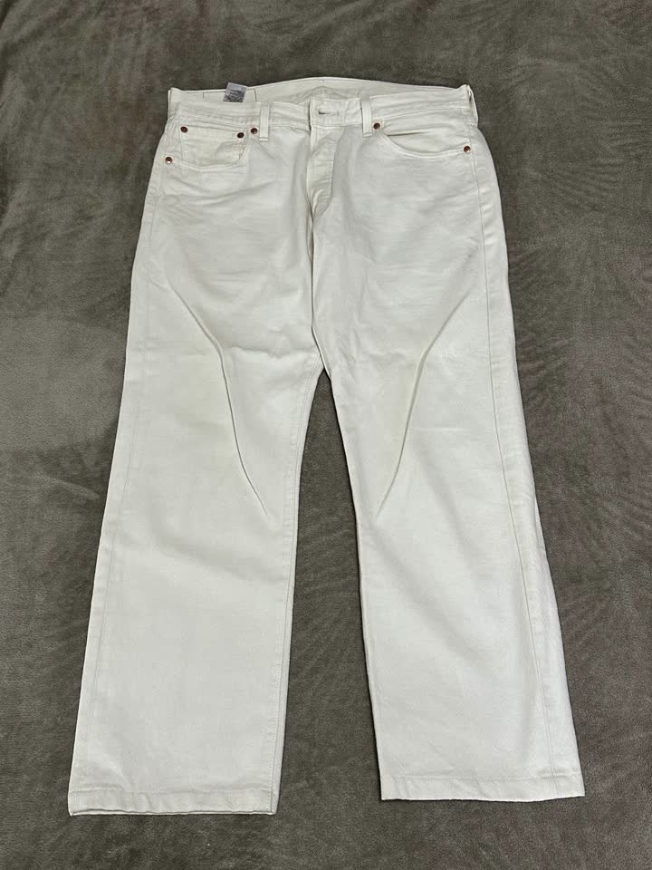 Белые джинсы Levi’s 501 мужские