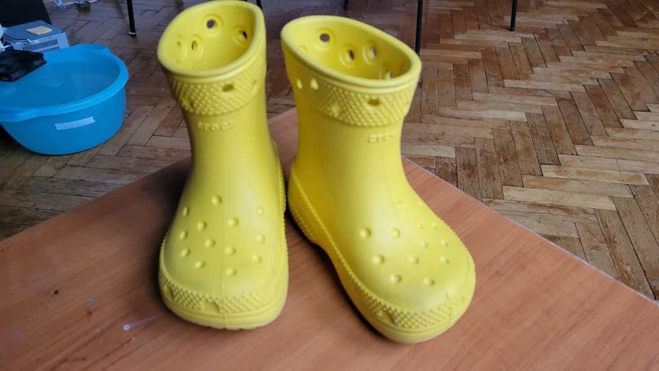 Резиновые сапоги Crocs размер с7 (24 ru)