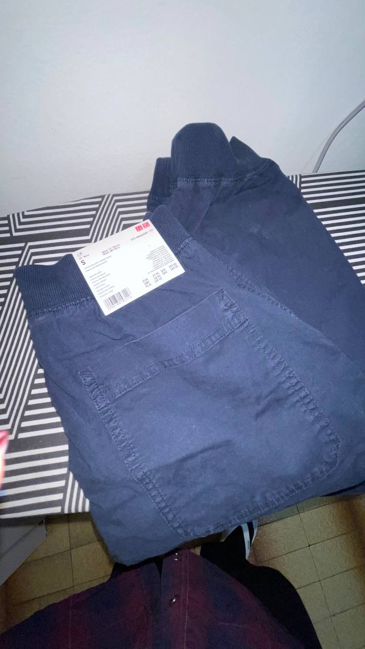 Новые спортивные штаны Uniqlo, размер S