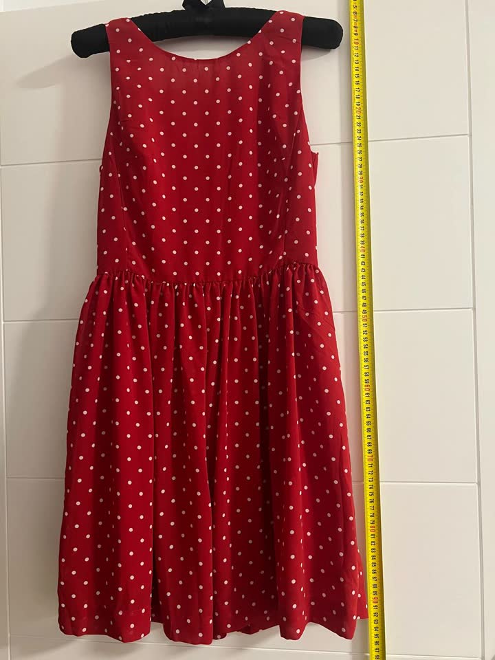 Одежда и обувь, несколько позиций
