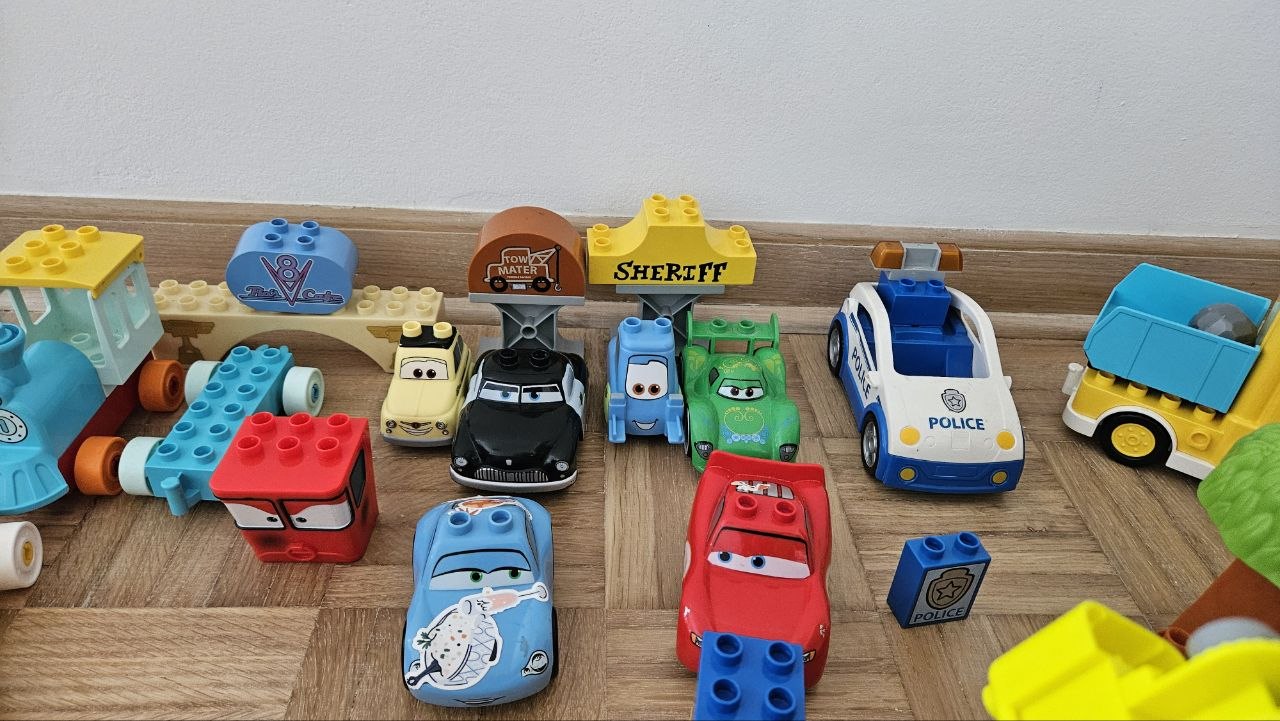 Prodajem originalni Lego Duplo asortiman