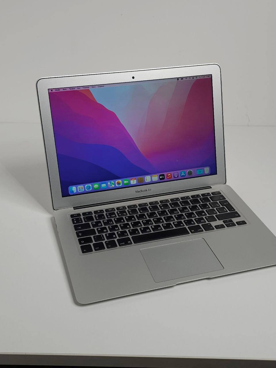 Macbook Air 13 2017 8 GB ОЗУ 128 GB SSD