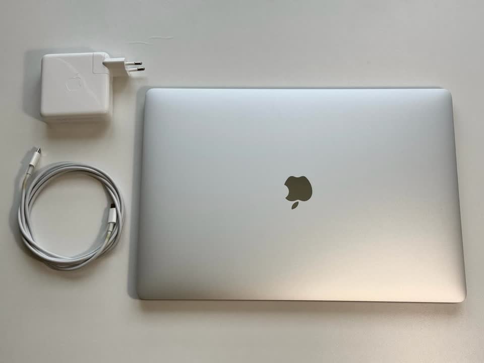 Apple MacBook Pro 16-inch 2019