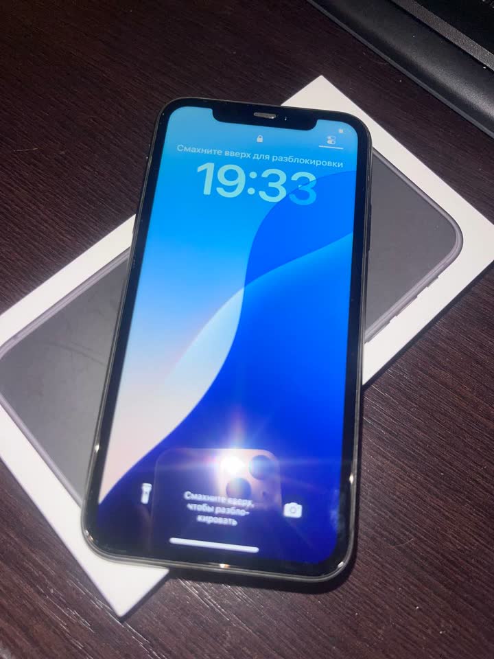 iPhone 11 Black 64gb