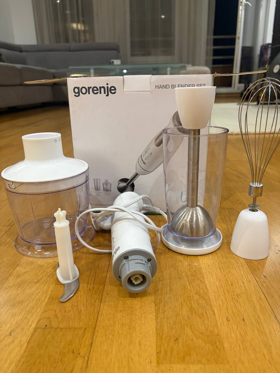 Prodajem blender Gorenje HBC804QW (800 W)