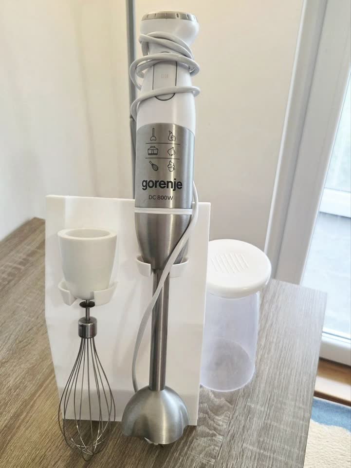 Погружной блендер Gorenje HBC806QW с насадками