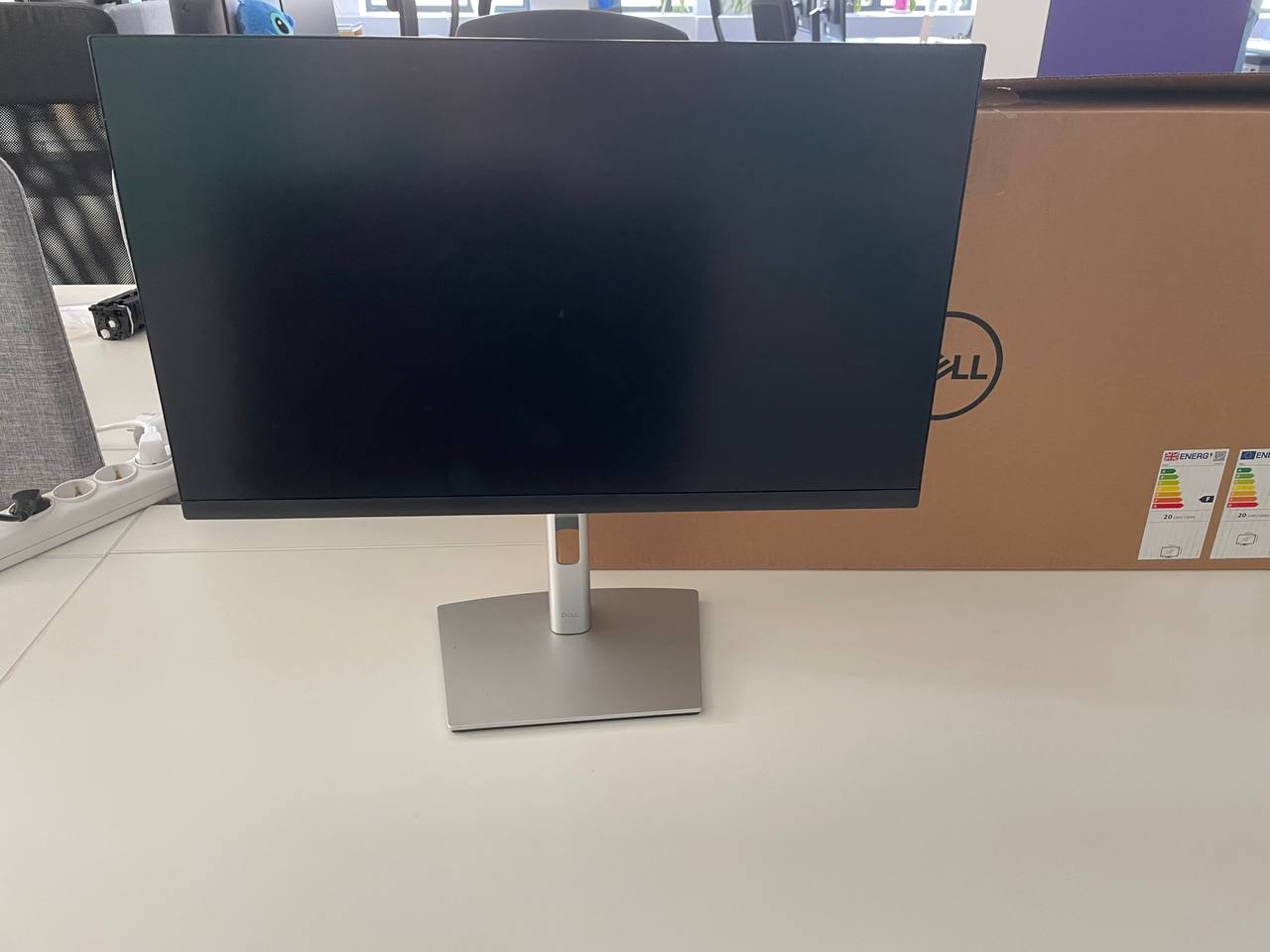 Продам 2 монитора Dell P2423DE