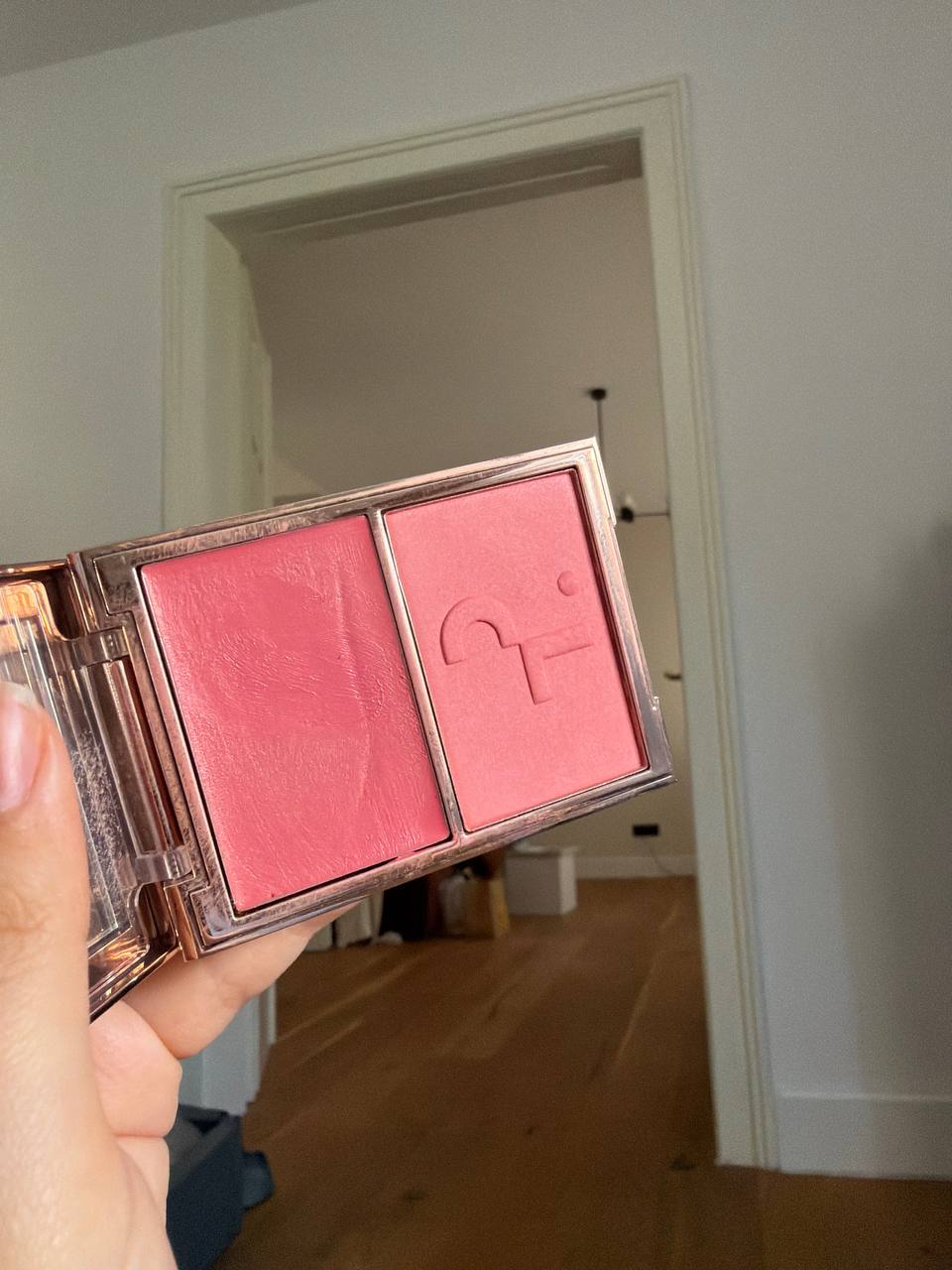 Krem rumenila i suva rumenila Patrick Ta
