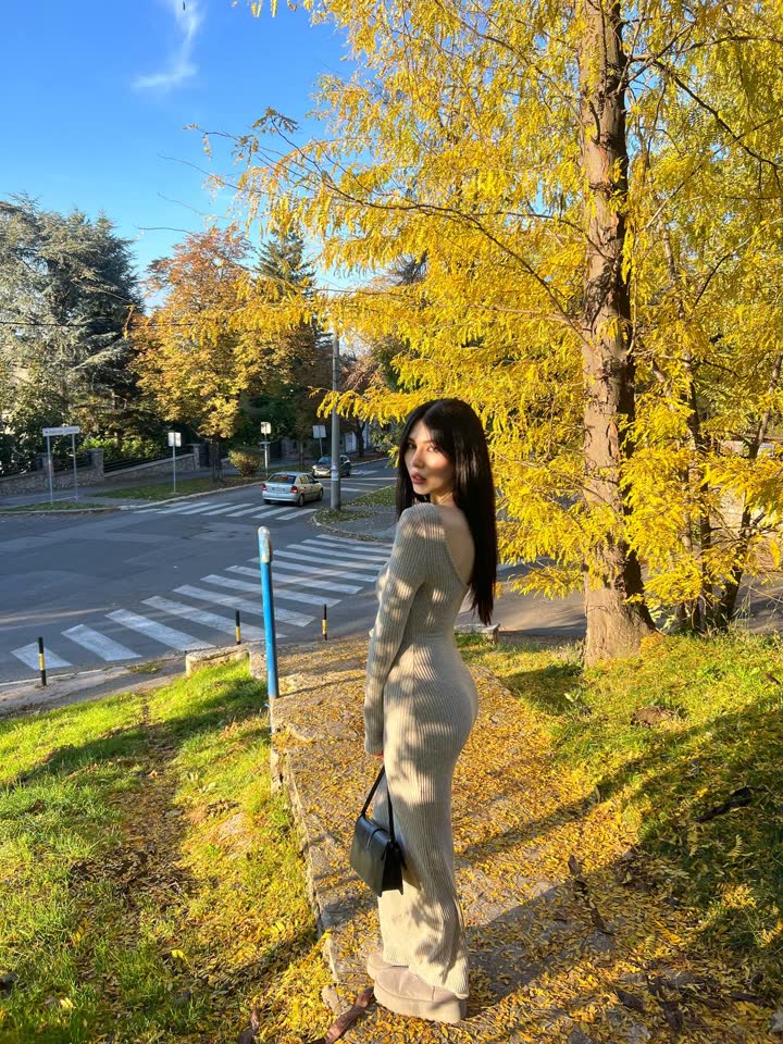 Платье в пол, обтягивающее