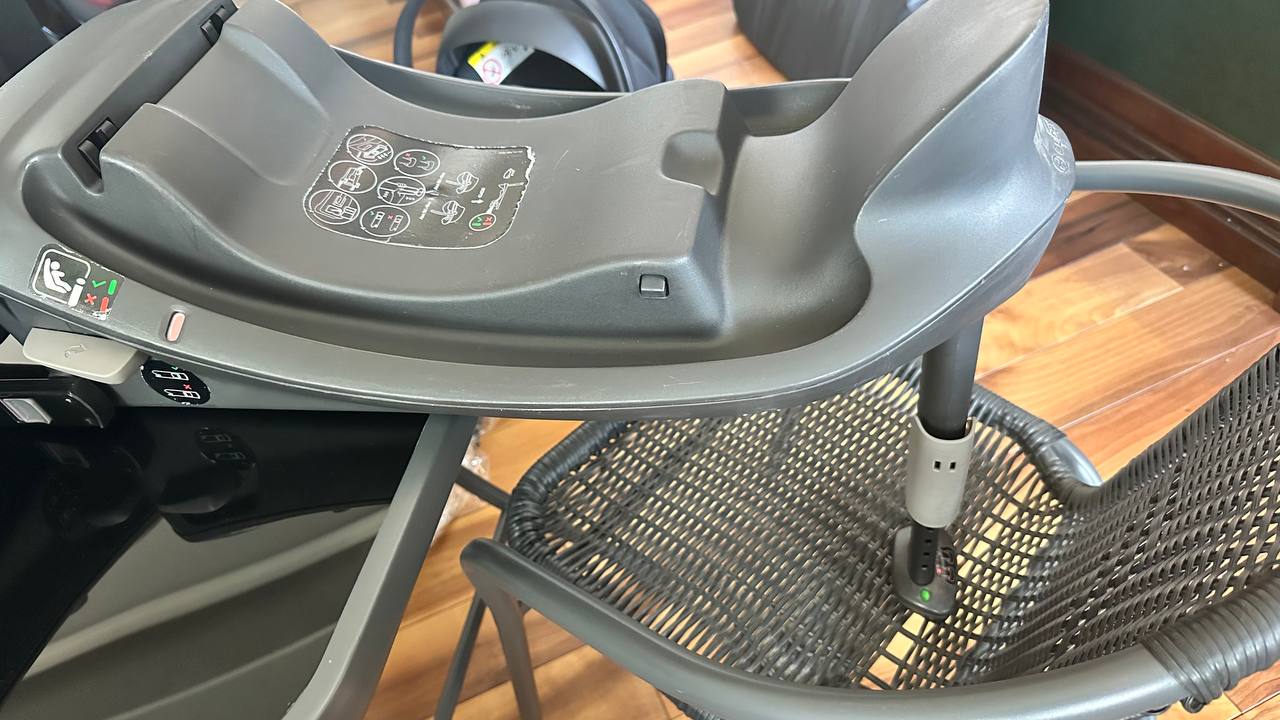 Продам автолюльки Cybex, Isofix станции и переходники