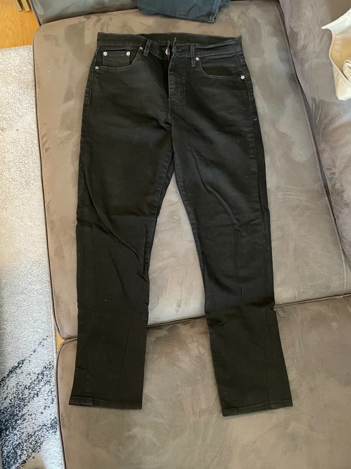 Продам джинсы Levi’s, в отличном состоянии