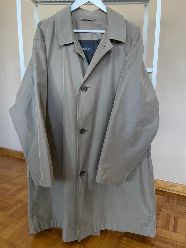 Продажа одежды: John Harris, Levi's, RAD, H&M, Barbour, Springfield