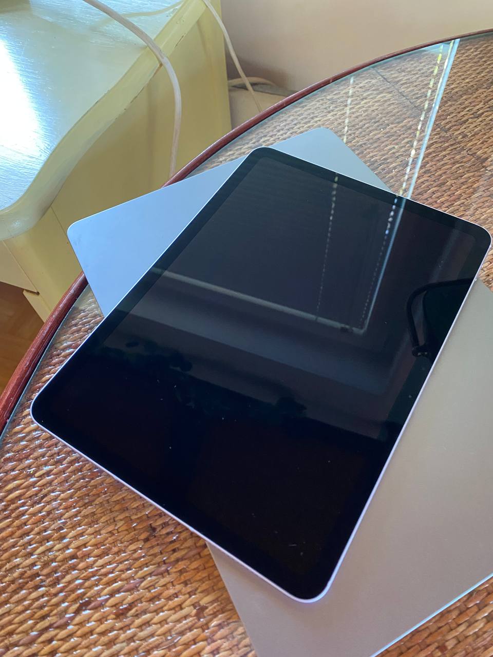 Prodajem iPad