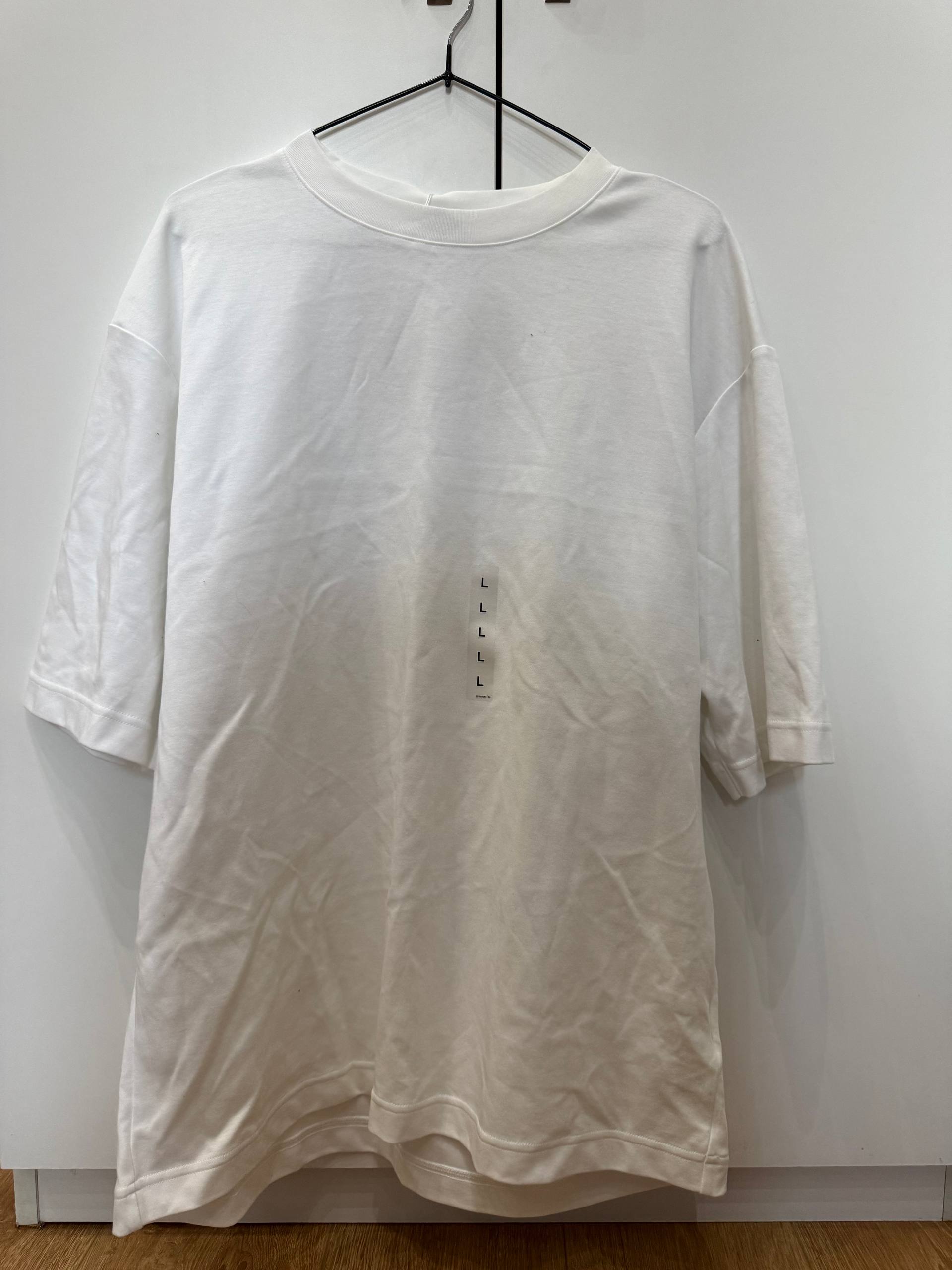 Футболка Uniqlo