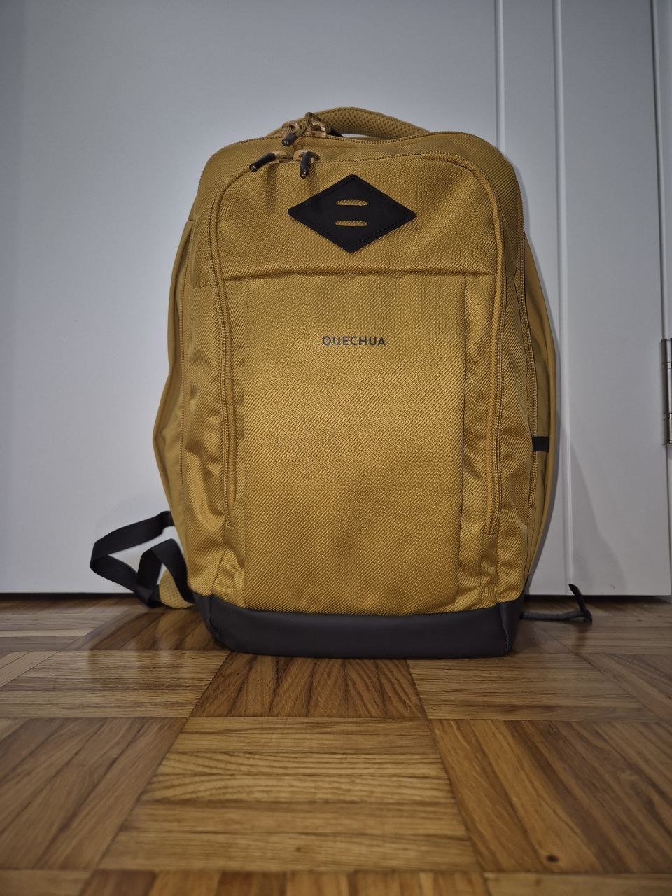 Продам рюкзак Quechua NH Escape 16L