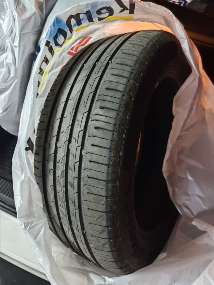 Летняя резина от Volkswagen Passat - Continental 215/55 R17 94V