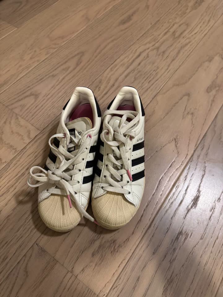 Кеды Адидас и Vans