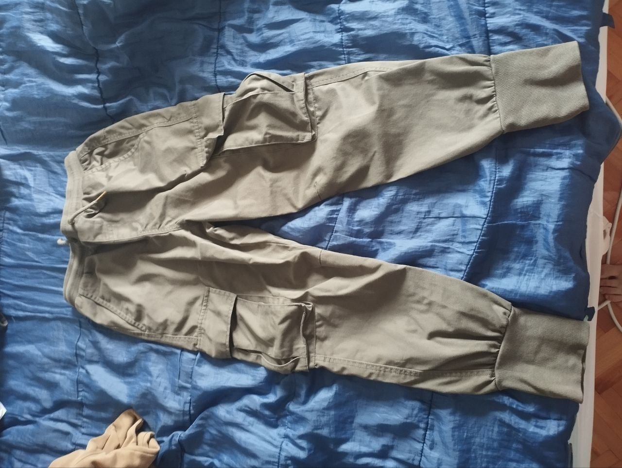 Farmerke i pantalone za dečaka 10-11 godina