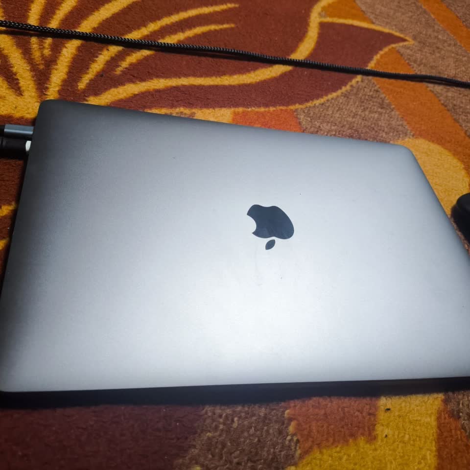 MacBook Pro 13" 2019