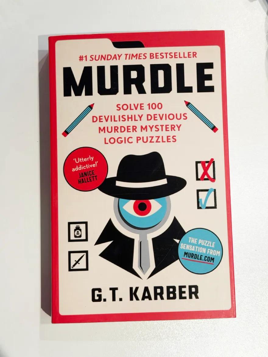 Книга-сборник детективных головоломок Murdle