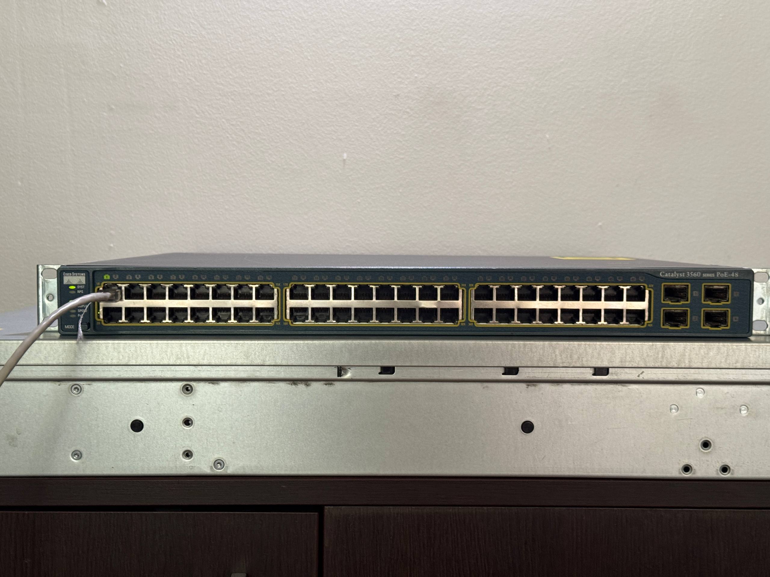 Управляемый коммутатор L3 Cisco Catalyst WS-C3560-48PS-S