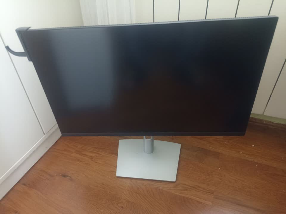 Продам монитор Dell 24" P2423D
