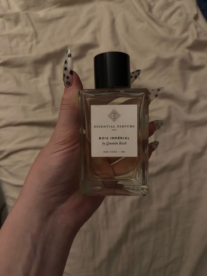 ESSENTIAL PARFUMS PARIS bois imperial refillable