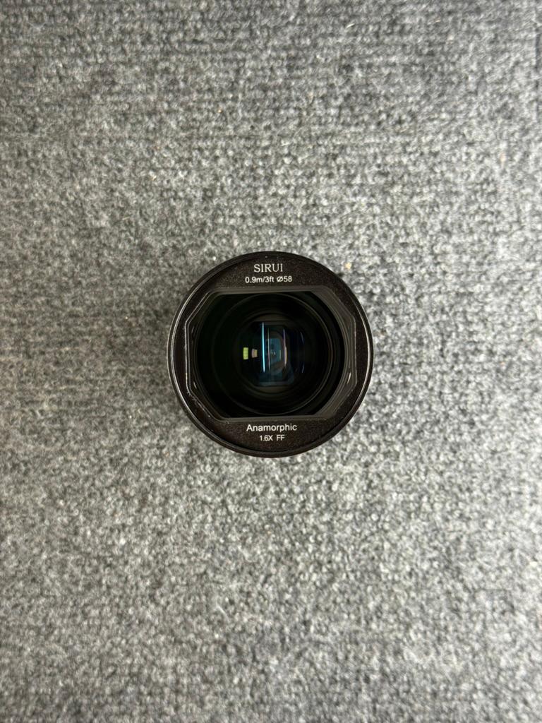 SIRUI 35mm T2.9 1.6x Full Frame Anamorphic (Canon RF)