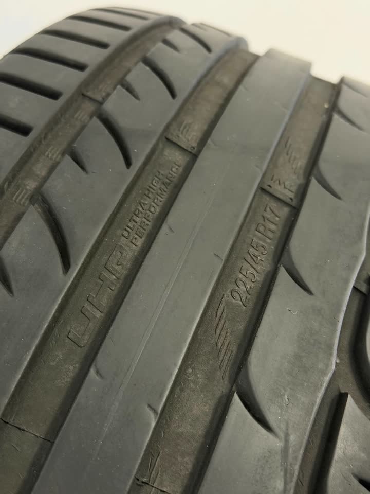 Продам летние шины 225/45/17 Taurus UHP