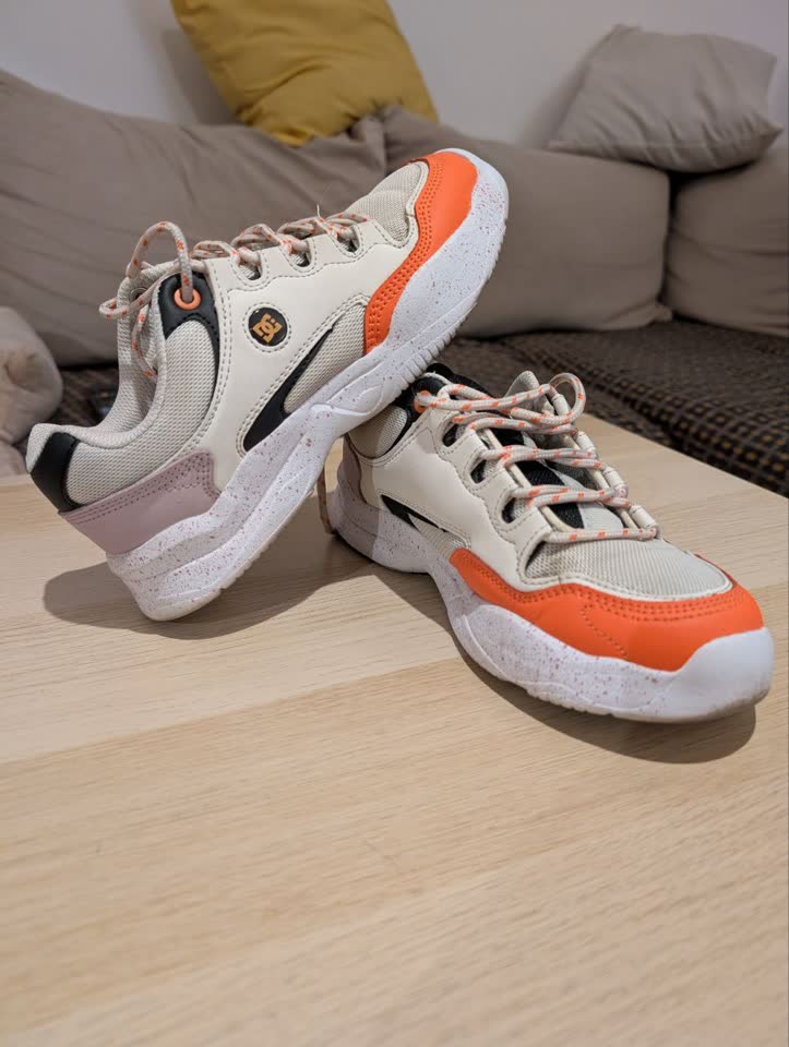 Кроссовки DC Shoes женские