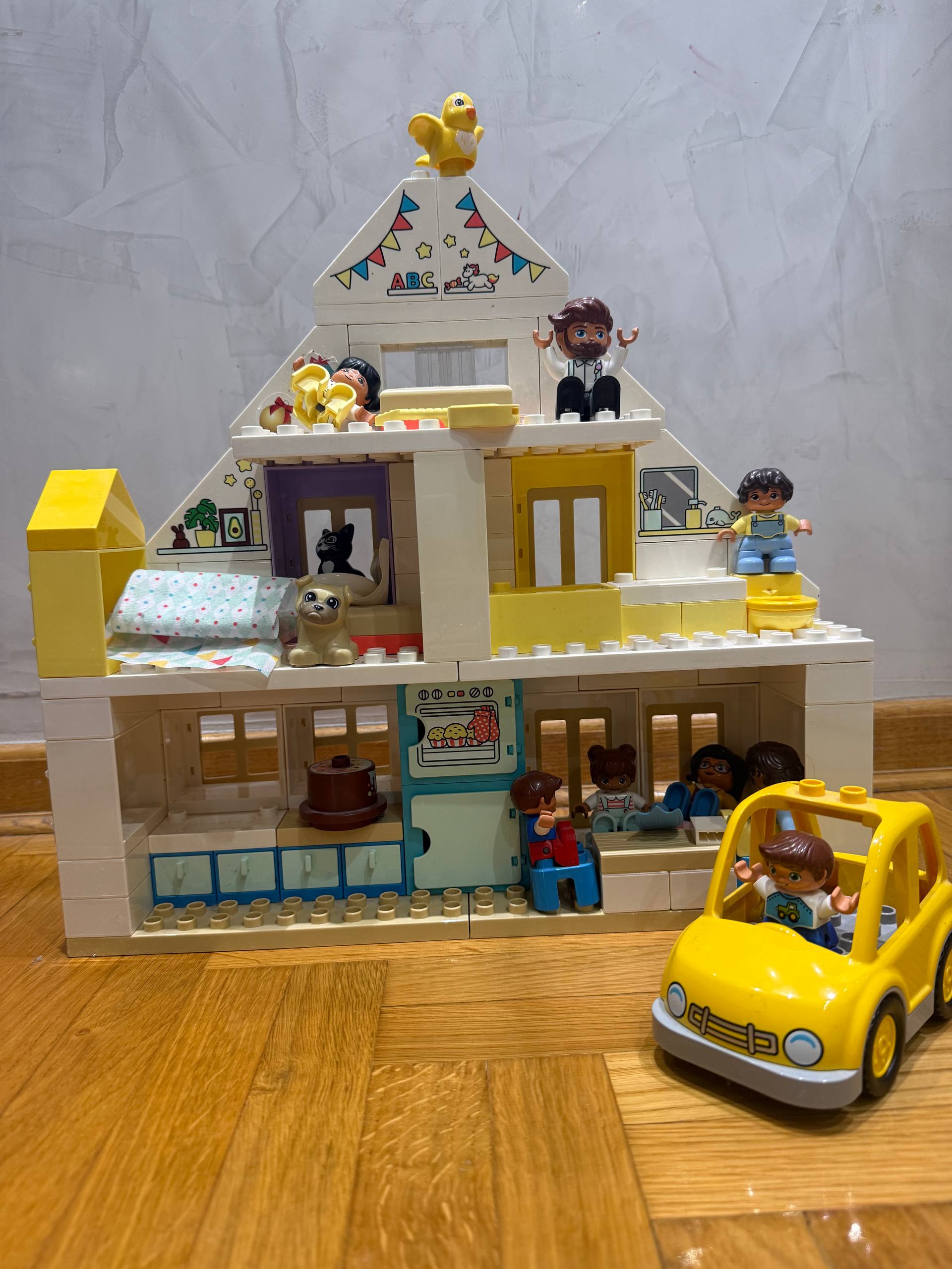 Prodajem veliki LEGO DUPLO set