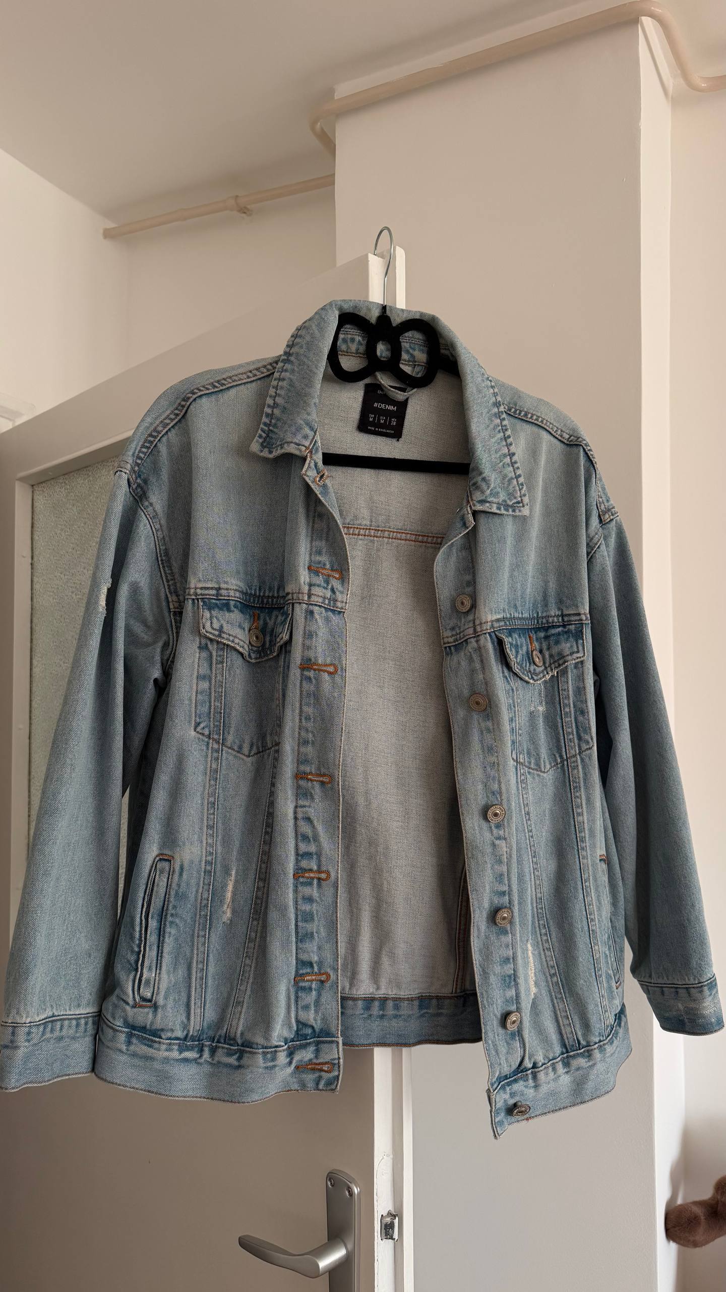Оверсайз джинсовка Bershka