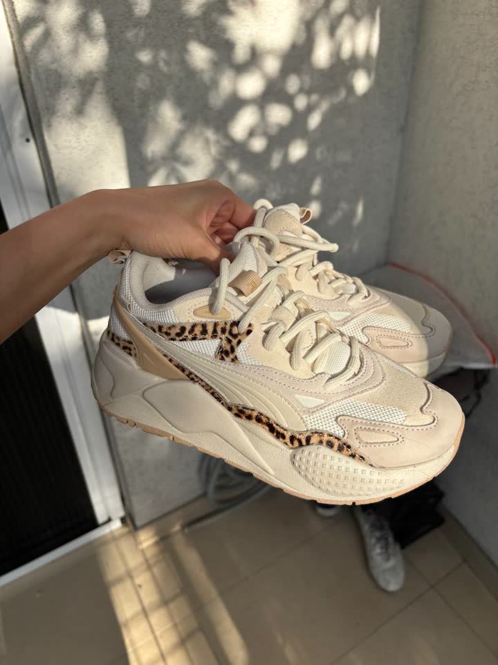 Кроссовки Nike