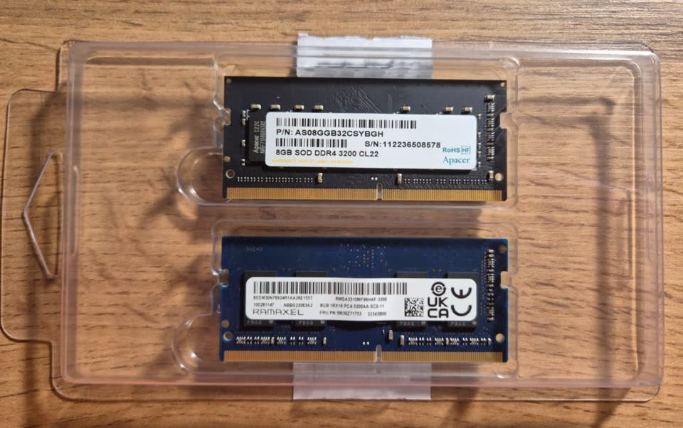 Оперативная память DDR4 - 2 плашки по 8Gb SO-DIMM (ноутбучня)