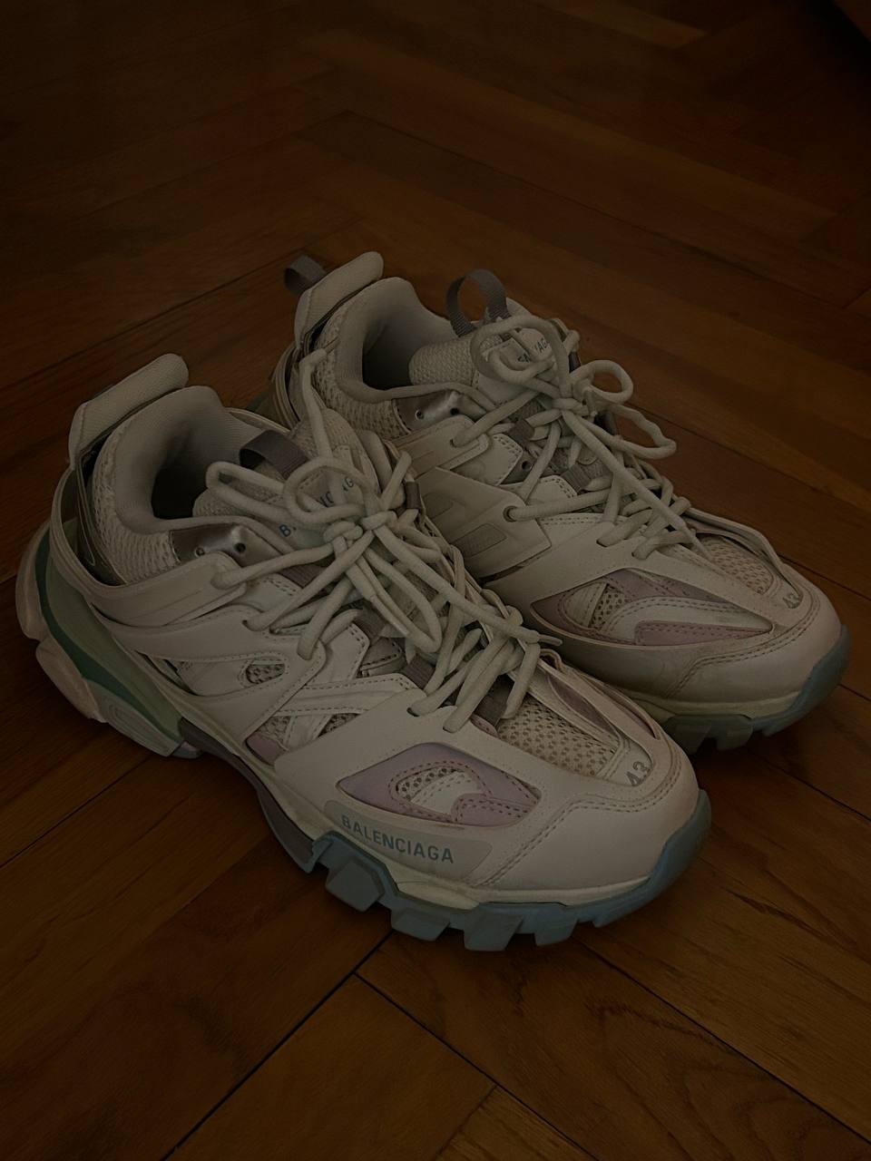 Balenciaga track