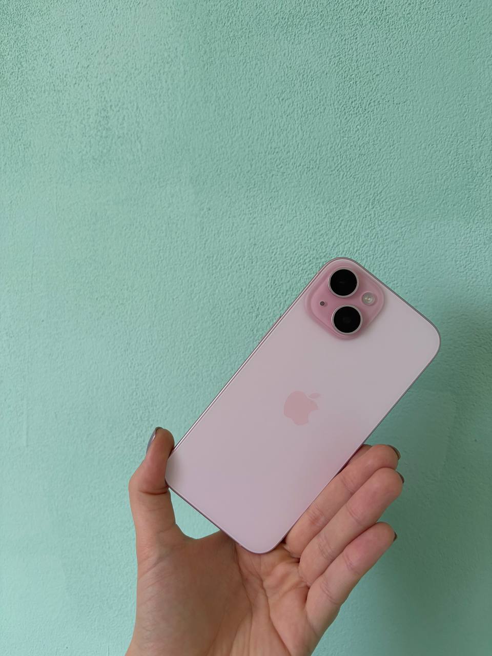 iPhone 15 128GB Pink