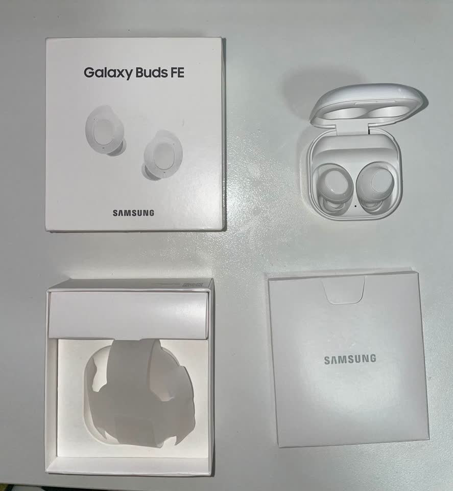 Продаются наушники Samsung galaxy buds FE