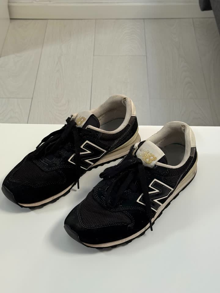 Отдам кроссовки New Balance 996