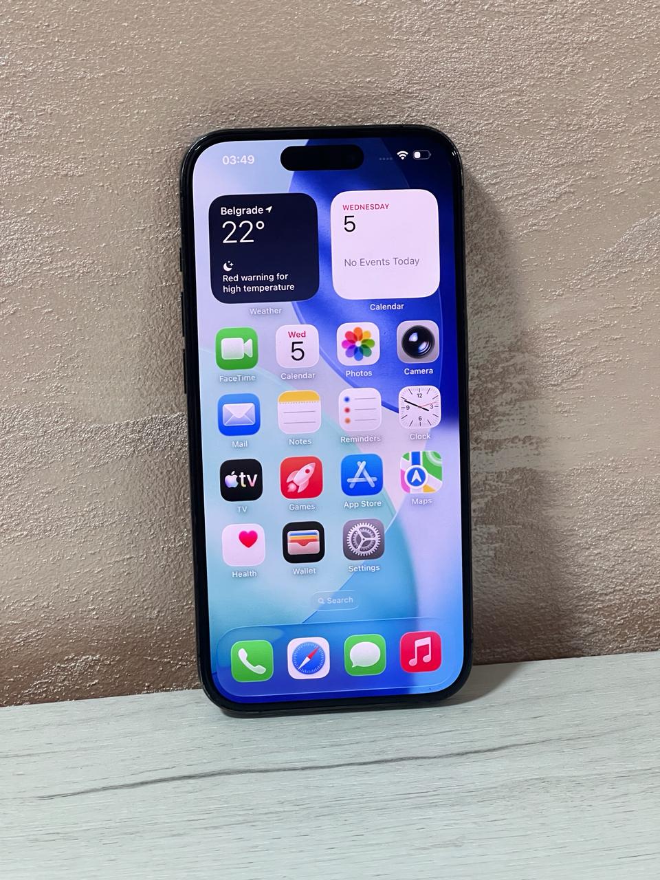 Продам Apple iPhone 15 Pro 256gb Черный