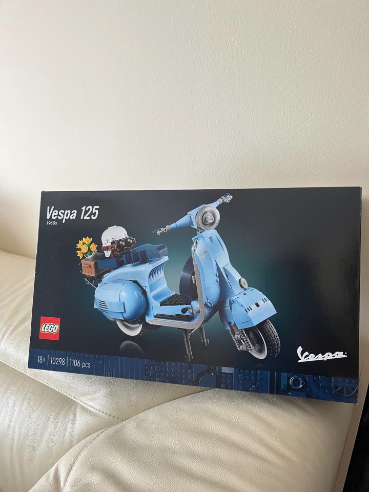 Lego Vespa