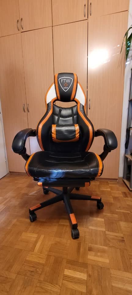 Кресло из Jysk
