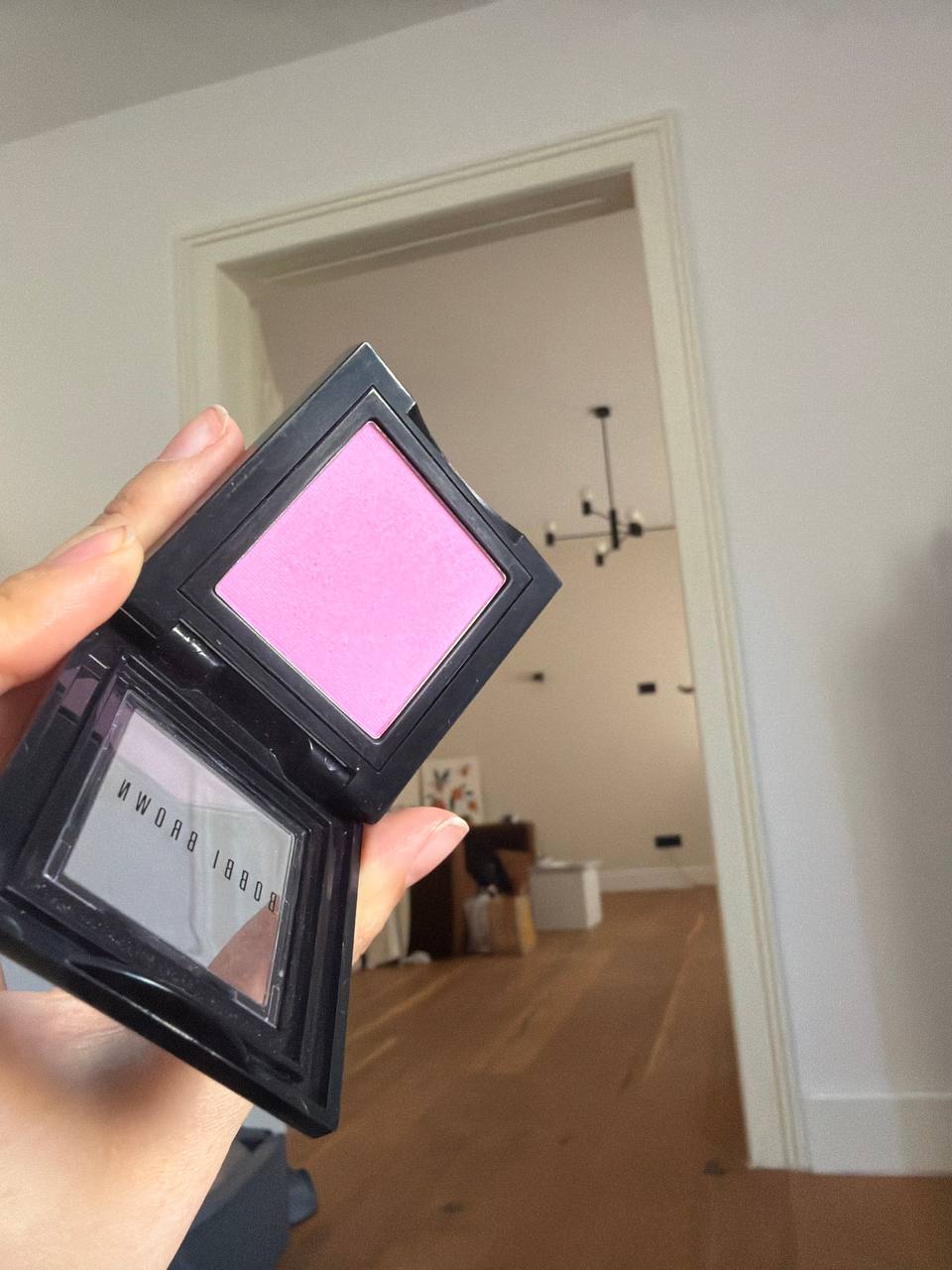 Румяна Bobbi Brown