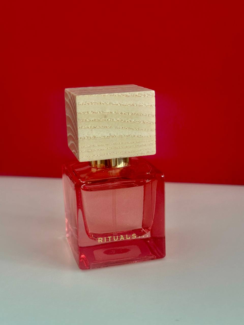 Парфюм Rituals Rêve de Hanami Eau de Parfum, travel формат, новый, без одного затеста - 15 м