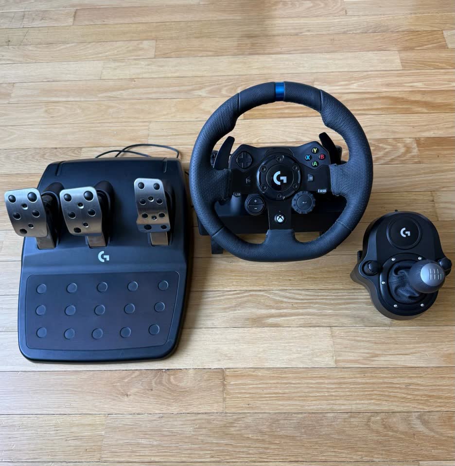 Logitech G923 Racing Xbox/PC