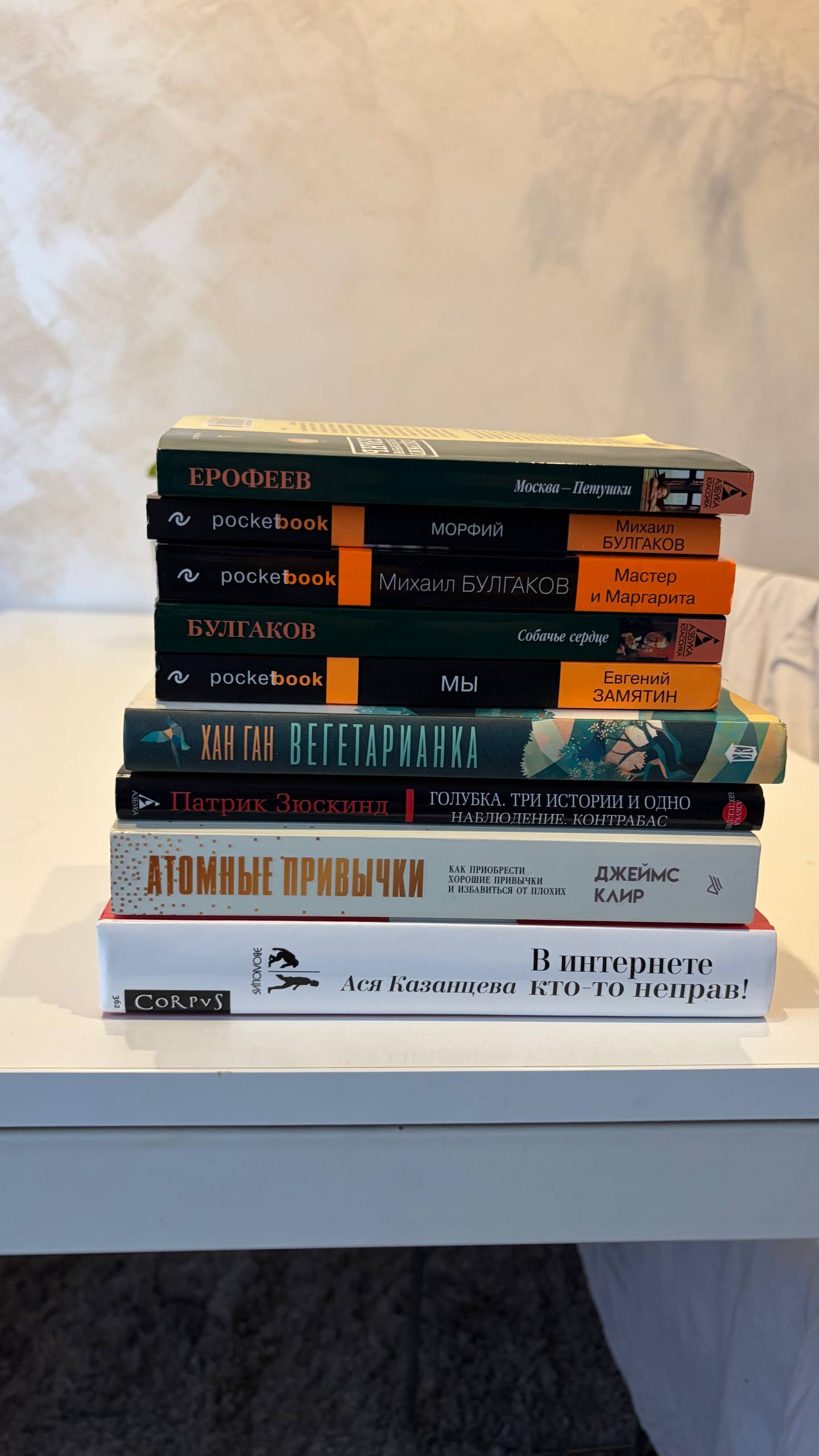 Продам книги