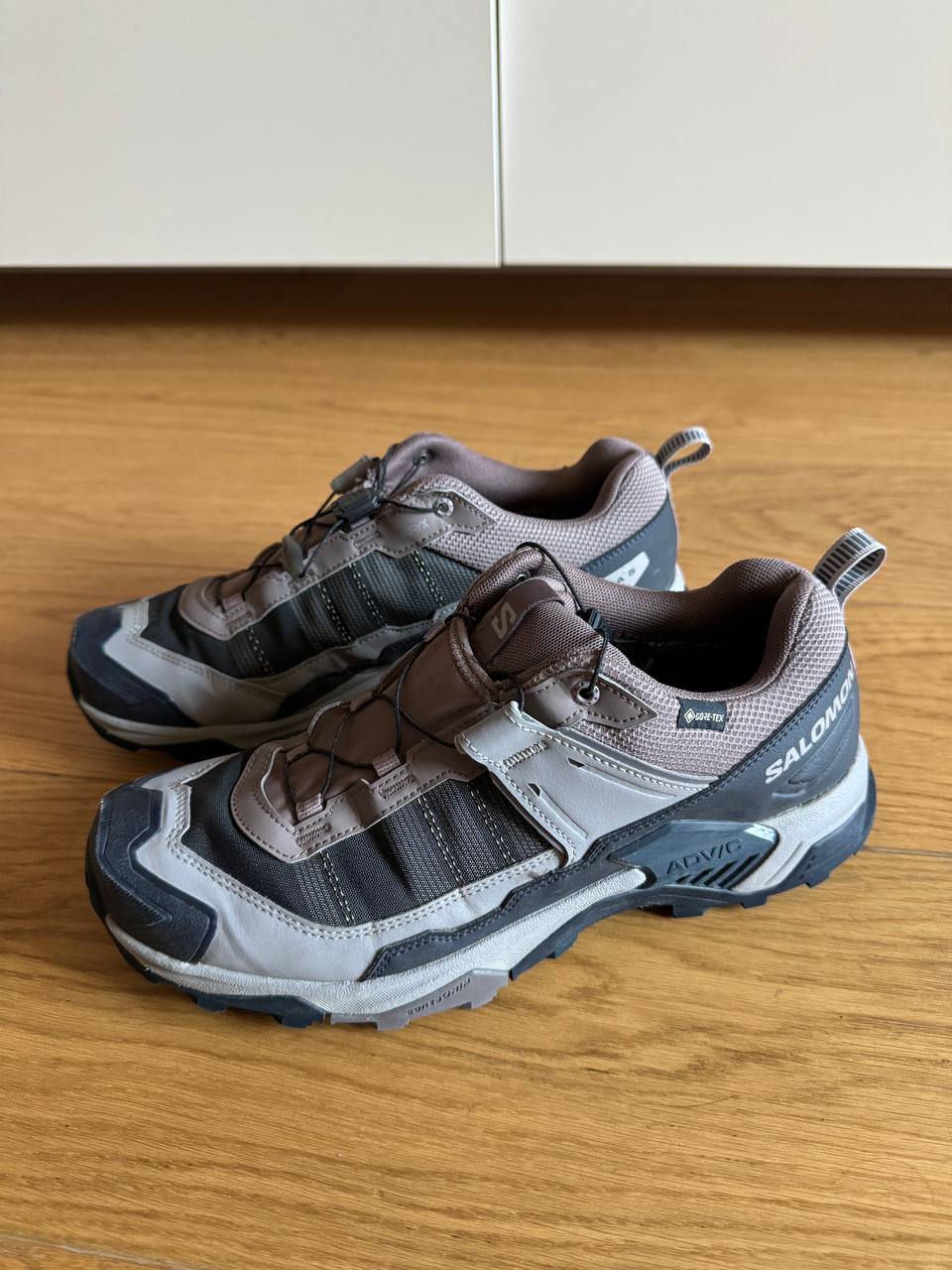 1) Salomon X Ultra 5 Gtx